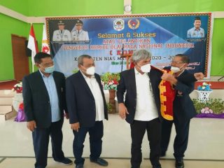 Bupati Nias diwakili Asisten Pemerintahan dan Kesra Setda Kabupaten Nias, F.Jefri W. Wau, S.Sos.MSi, unsut Forkopimda Nias, Sekretaris Umum KONI Sumut, Drs Chairul Azmi, Wakil Ketua Umum H Sakiruddin, SE. MM, dan Wakil Ketua  Bidang Organisasi KONI Sumut Muhammad Zeinizen, S.Sos.MSP.
