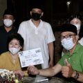 Gubernur Jawa Barat, Ridwan Kamil bersama Walikota Medan, Bobby Afif Nasution dan Wakil Walikota Medan, Aulia Rachman berada di Rumah Tjong A Fie, Jalan Ahmad Yani, Medan, Rabu malam(31/3/2021)