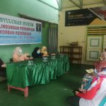 Lembaga Bantuan Hukum Asosiasi Perempuan Indonesia untuk Keadilan (LBH Apik) Medan bersinergi dengan Yayasan Fajar Sejahtera Indonesia (YAFSI) memberikan penyuluhan hukum terhadap perlindungan perempuan korban kekerasan, di Kelurahan Amplas, Kamis (1/4).
