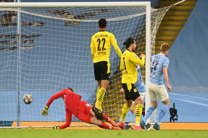 Pertandingan perempatfinal Liga Champions 2020/21 antara Manchester City vs Dortmund berakhir dengan skor 2-1.