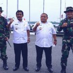 Bupati Langkat, Terbit Rencana PA berfoto bersama Plt Walikota Binjai, Amir Hamzah dan petinggi dari TNI