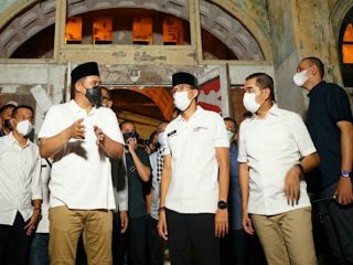 Walikota Medan, Muhammad Bobby Nasution saat meninjau Gedung Warrenhuis bersama Mentri Pariwisata dan Ekonomi Kreatif, Sandiaga Uno beberapa waktu lalu