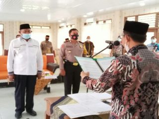 Syah Afandin menghadiri penandatanganan pernyataan sikap tokoh lintas agama dalam menangkal aksi radikalisme dan terorisme