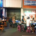 Dalam kurun waktu kurang dari satu bulan beroperasi, Kesawan City Walk (KCW), Jalan Ahmad Yani Medan, belum juga menyediakan Musholla dan toiletnya.