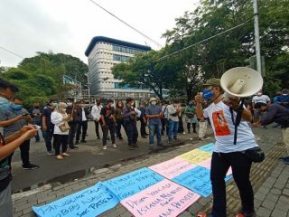 Pasca aksi yang dilakukan oleh sejumlah wartawan yang berlangsung selama dua hari di depan Kantor Walikota Medan, muncul pula penggiringan isu yang menyebutkan seolah wartawan telah berdamai dengan Walikota Medan Bobby Nasution.