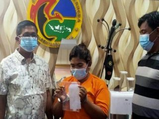 Seorang Ibu Rumah Tangga (IRT) berinisial RS, 29, warga Kelurahan Pulo Brayan Kota, Kecamatan Medan Barat, ditangkap tim Sat Res Narkoba Polrestabes Medan karena menjadi pengedar sabu.