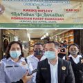 Kelompok Sadar (Pokdar) Kamtibmas Bhayangkara Polda Sumut dan Kakiku Reflexy melakukan giat sosial pembagian paket ramadhan ke sejumlah para penyandang disabilitas di Komplek Cemara Asri, Jumat (23/4/2021).