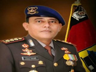 Berita duka menyelimuti keluarga besar Gubernur Sumatera Utara (Sumut) Edy Rahmayadi. Kombes Zulfikar Tarius, yang merupakan adik kandung Gubsu meninggal dunia, Minggu (25/4/2021) sekitar pukul 16.45 WIB, di Surabaya