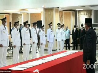 Gubernur Sumatera Utara (Sumut) Edy Rahmayadi melantik 8 Kepala daerah (Kdh) terpilih se- Sumut di Kantor Gubernur, Jalan Pangeran Diponegoro Medan, Senin (26/4/2021).