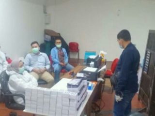 Direktorat Reserse Kriminal Khusus Polda Sumatera Utara menggerebek Bandara Kualanamu Deliserdang terkait dugaan penggunaan alat rapid test bekas pakai pada layanan tersebut. 