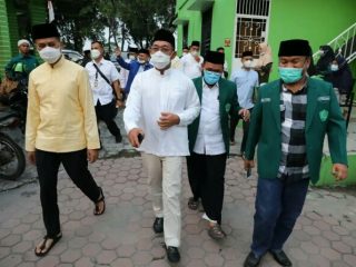 Ketua DPD Gerindra Sumut, H. Gus Irawan Pasaribu, SE., Ak., MM., CA saat menghadiri undangan berbuka puasa di Kantor Al Washliyah Sumut, Jl. SM. Raja Medan, Sabtu (17/04/2021).