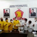 Partai Golongan Karya (Golkar) Sumatera Utara yang dipimpin ketuanya Musa Rajekshah (Ijeck), menyambangi partai Gerindra, dalam konteks silaturahmi, pertemuan tersebut diterima langsung Ketua Gus Irawan Pasaribu, di Sekretariat Jalan Mayjen DI.Panjaitan Medan, Selasa (6/04/2021) sore.
