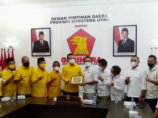 Partai Golongan Karya (Golkar) Sumatera Utara yang dipimpin ketuanya Musa Rajekshah (Ijeck), menyambangi partai Gerindra, dalam konteks silaturahmi, pertemuan tersebut diterima langsung Ketua Gus Irawan Pasaribu, di Sekretariat Jalan Mayjen DI.Panjaitan Medan, Selasa (6/04/2021) sore.