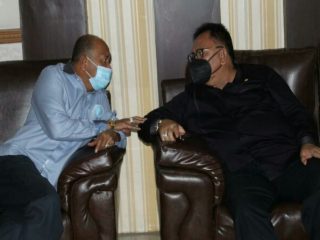 Wakil Bupati Langkat, Syah Afandin mengungkapkan, saat ini Pemkab Langkat masih kekurangan 302.322 dosis vaksin Covid-19 untuk pemakaian tahap I dan II