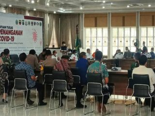 Gubenur Sumatera Utara (Sumut) Edy Rahmayadi menjawab protes Walikota Medan Bobby Nasution yang mengaku tidak dilibatkan soal tempat isolasi warga negara Indonesia (WNI) yang tiba di Bandara Kualanamu Internasional Airport ) KNIA.
