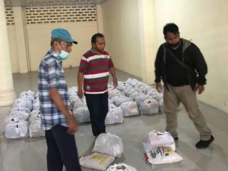 Menyambut hari raya Idul Fitri 1442 Hijriyah, (Lebaran 2021) Persatuan Wartawan Indonesia (PWI) Provinsi Sumatera Utara dibawah pimpinan H. Hermansjah SE, berbagi paket bingkisan lebaran kepada 750 wartawan anggota PWI yang tersebar di 16 PWI Kabupaten/kota di Sumut.