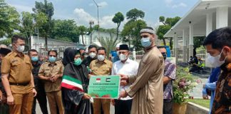 Warga Sumatera Utara (Sumut) menggalang donasi hingga Rp505 juta melalui infak Masjid Gubsu yang terletak di rumah dinas gubernur Jalan Jenderal Sudirman, Medan.