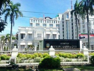 Pemerintah Provinsi (Pemprov) Sumatera Utara (Sumut) membuka formasi 10.991 guru honorer berstatus Pegawai Pemerintah dengan Perjanjian Kerja (PPPK).