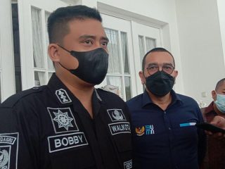 Walikota Medan Muhammad Bobby Afif Nasution mengatakan akan membuka kembali layanan rapidtest antigen Lapangan Merdeka yang sebelumnya digrebek oleh Polrestabes Medan.