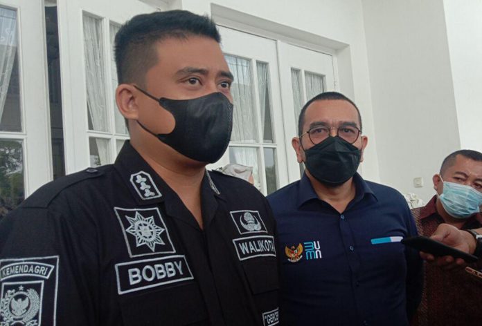Walikota Medan Muhammad Bobby Afif Nasution mengatakan akan membuka kembali layanan rapidtest antigen Lapangan Merdeka yang sebelumnya digrebek oleh Polrestabes Medan.