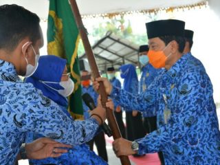 Sekda Kabupaten Langkat, Indra Salahudin dilantik menjadi Ketua Korpri Langkat periode 2020-2025 di Jentera Malay Rumah Dinas Bupati Langkat, Stabat, Kamis (27/5/2021).