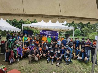 Federasi Arung Jeram Indonesia (FAJI) Kota Medan bekerjasama dengan Kecamatan Medan Marelan melakukan Aksi bersih sungai deli di Jalan Datuk Rubiah, Kecamatan Medan Marelan (5/06/21)