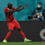 Timnas Belgia menunjukkan keseriusannya di Piala Eropa 2020. Anak asuh Roberto Martinez berhasil mengatasi tuan rumah Rusia dengan skor 3-0, Minggu (13/6/2021)