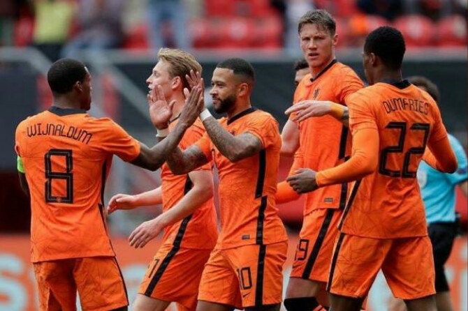Setelah bermain imbang 0-0 di babak pertama, Belanda akhirnya menyudahi pertandingan dengan kemenangan 3-2 atas Ukraina di Stadion Amsterdam Arena, Senin (14/6/2021).