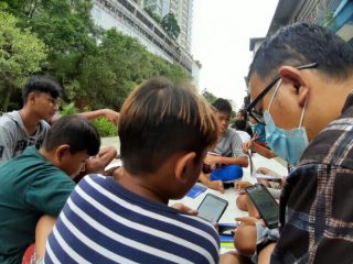 Kehadiran para pengajar yang peduli akan pendidikan anak-anak sangat diharapkan warga Kampung Sejahtera Medan.