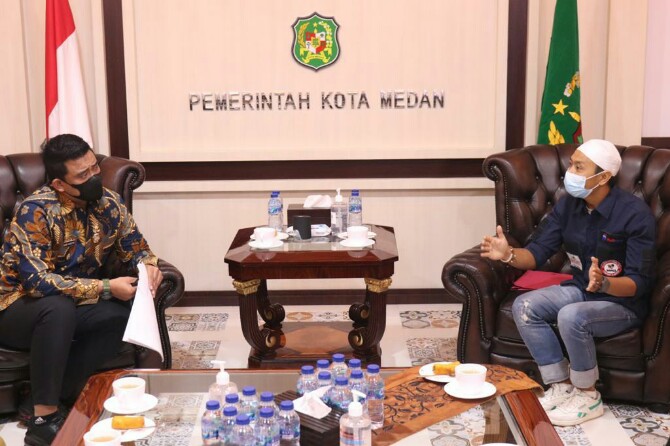 Walikota Medan, Muhammad Bobby Afif Nasution mendukung upaya Perkumpulan Pemuda Pemudi Kampung Sejahtera (P3KS) membenahi Kampung Sejahtera