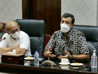 Ketua KADIN Sumut, Ivan Batubara ketika beraudensi ke Walikota Medan, Muhammad Bobby Afif Nasution di Balai Kota, Jumat (25/6/2021).
