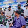 Kementrian BUMN menggelar vaksinasi massal di Eks Bandara Polonia, Sabtu (26/6/2021)