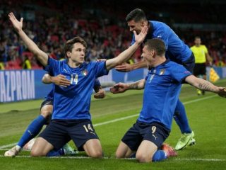 Tim Italia akhirnya memenangkan laga melawan Austria dengan skor 2-1 babak 16 besar Euro 2020 di Stadion Wembley, Minggu dinihari (27/6/2021).