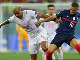 Gagalnya eksekusi pinalti yang dilakukan K Mbappe menghentikan langkah Timnas Perancis di Euro 2020. Perancis kalah 7-8 di Stadion Nasional, Selasa dini hari (29/6/2021).