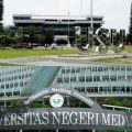 Webometrics kembali mengadakan pemeringkatan universitas di seluruh dunia termasuk Indonesia. Sebanyak 100 universitas negeri dan swasta berhasil masuk dalam peringkat tersebut.