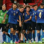 Timnas Italia akhirnya menuntaskan dendam Euro 2012 terhadap Spanyol. Tim besutan Roberto Mancini menang lewat drama adu pinalti 5-3 pertandingan semifinal pertama Euro 2020 di Stadion Wembley, Rabu dini hari (7/7/2021)