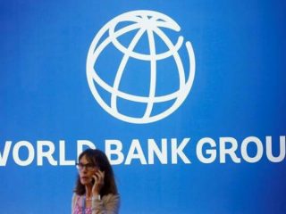 Bank Dunia resmi mengumumkan Indonesia kembali masuk dalam negara lower middle income alias negara dengan penghasilan menengah ke bawah.