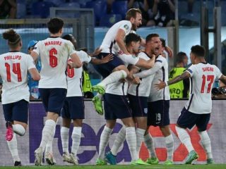 Timnas Inggris akhirnya bisa mengatasi permainan Denmark dengan susah payah di pertandingan semifinal kedua Euro 2020.