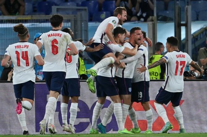 Timnas Inggris akhirnya bisa mengatasi permainan Denmark dengan susah payah di pertandingan semifinal kedua Euro 2020.