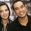 Nia Ramadhani dan suaminya Ardi Bakrie ditetapkan sebagai tersangka kasus narkoba. Keduanya dinyatakan positif narkoba jenis sabu.