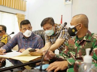 Kasus terkonfirmasi positif Covid-19 di Kota Medan mengalami kenaikan. Sebelumnya hanya 60 sampai 90 kasus perhari, kini mencapai 400 kasus perhari. Bahkan, pernah terkonfirmasi positif Covid-19 mencapai 700 kasus perhari.