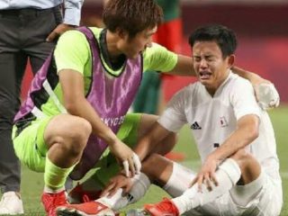 Timnas Jepang gagal meraih medali perunggu di ajang Olimpiade 2020. Tuan rumah kalah 1-3 dalam perebutan medali perunggu dari Meksiko di Saitama Stadium, Jumat (6/8/2021).