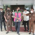 Kejaksaan Negeri (Kejari) Medan menerima penyerahan tersangka dan barang bukti (tahap II) mantan pejabat Perusahaan Daerah (PD) Pasar Kota Medan dari penyidik Polda Sumatera Utara (Sumut), Rabu (18/8/2021).