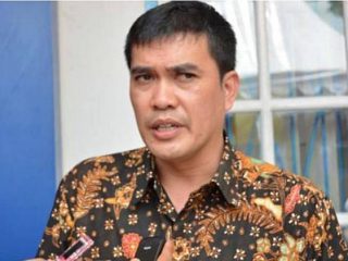 Gubernur Sumatera Utara (Sumut) Edy Rahmayadi melantik Naslindo Sirait sebagai Kepala Biro Perekonomian Setdaprovsu di Aula Tengku Rizal Nurdin Jalan Jenderal Sudirman Medan, Senin (23/8/2021).