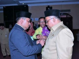 Belum lagi inkrah kasus Walikota Nonaktif Tanjungbalai M Syahrial dalam kasus pemberian suap kepada penyidik KPK, kini Syahrial kembali ditetapkan sebagai tersangka dalam kasus pengangkatan Sekretaris daerah (Sekda) Tanjungbalai Yusmada.