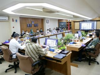 Rapat Umum Pemegang Saham (RUPS) Luar Biasa PT Bank Sumut akhirnya tuntas dilakukan. Hasilnya, Rahmat Fadilah Pohan terpilih sebagai Direktur Utama (Dirut).