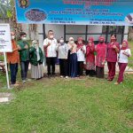 Tim Pengabdian kepada Masyarakat (PkM) dari Universitas Sumatera Utara (USU) memberikan ilmu pengolahan sampah daun-daun kering untuk diolah menjadi pupuk kompos dengan proses fermentasi di SMA 1 Bangun Purba.