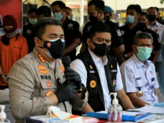 Walikota Medan, Bobby Nasution berharap para pengedar narkoba dihukum yang seberat-beratnya. Sebab, mereka sudah merusak masyarakat, khususnya masa depan generasi muda Kota Medan.