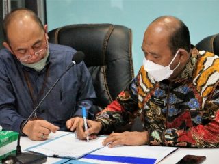 Wakil Bupati, Syah Affandin menghadiri RUPS luar biasa Bank Sumut secara virtual dari Ruang LCC Kantor Bupati Langkat, Jumat (10/9/2021).