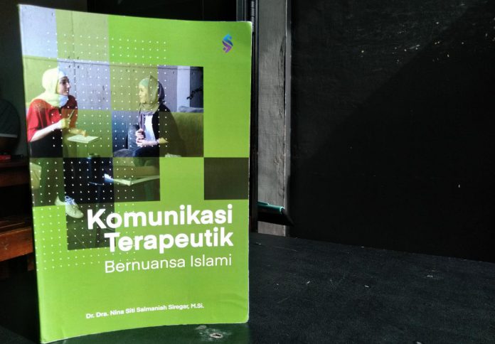Buku Komunikasi Terapeutik Bernuansa Islami